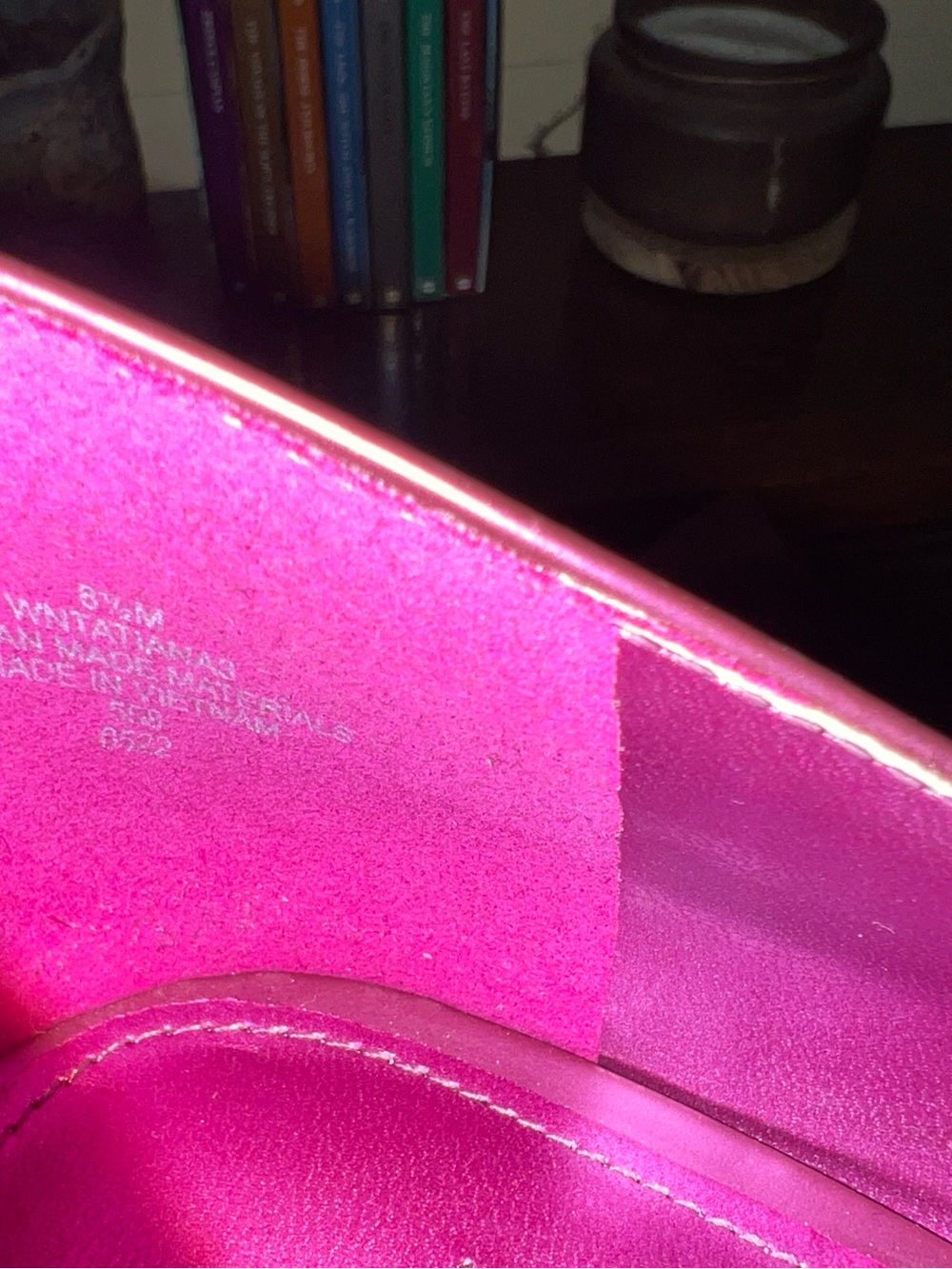 Nine West Women's Metallic Fuchsia Pointed-Toe Pumps - Picture 6 of 6